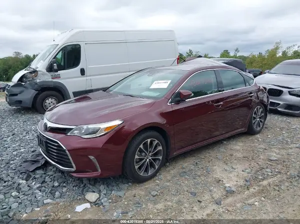 4T1BK1EB8JU276886 2018 TOYOTA AVALON - Image 2