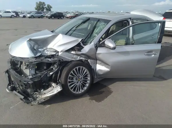 4T1BK1EB8JU278590 2018 TOYOTA AVALON - Image 2