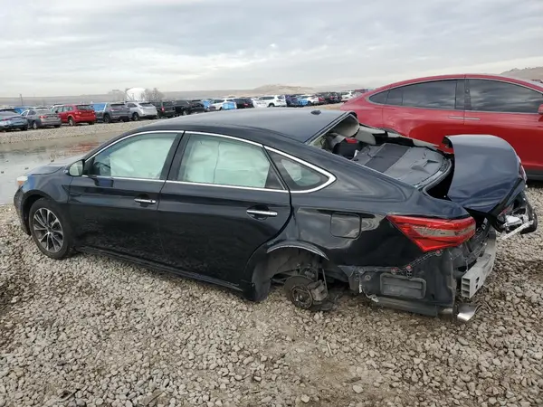 4T1BK1EB8JU284843 2018 TOYOTA AVALON - Image 2