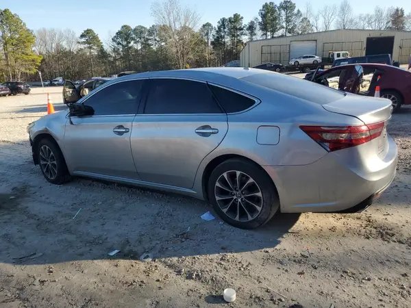 4T1BK1EB8JU285829 2018 TOYOTA AVALON - Image 2