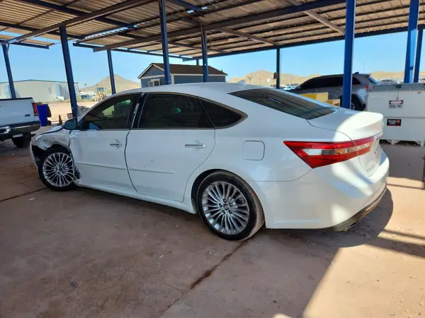 4T1BK1EB8JU286804 2018 TOYOTA AVALON - Image 2