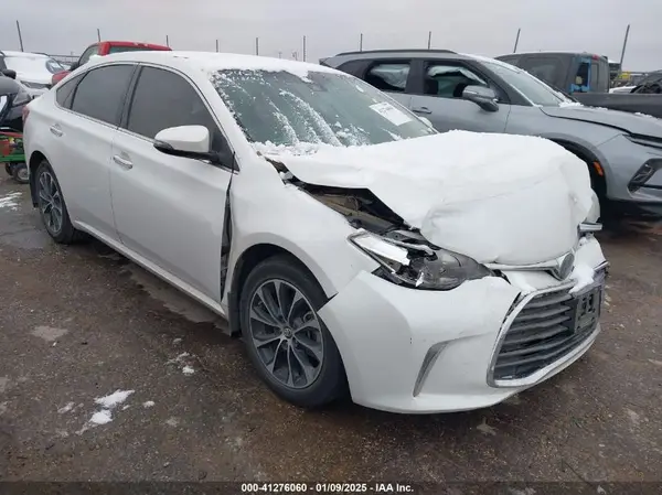 4T1BK1EB8JU289086 2018 TOYOTA AVALON - Image 1