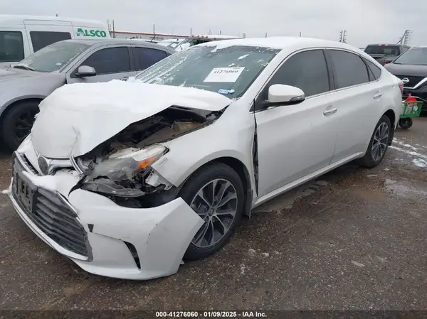 4T1BK1EB8JU289086 2018 TOYOTA AVALON - Image 2