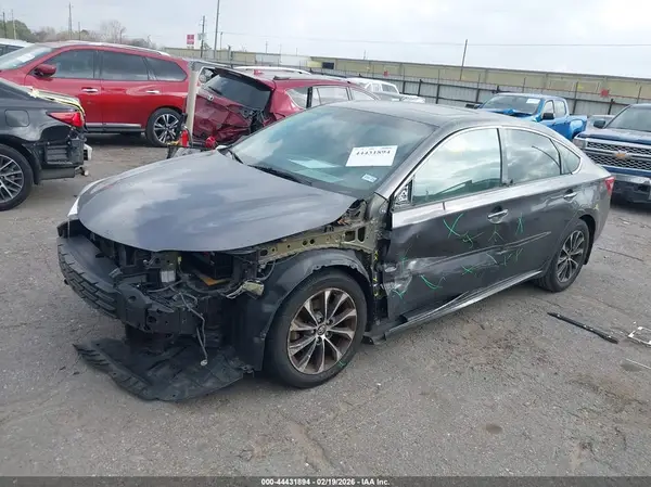 4T1BK1EB9GU215958 2016 TOYOTA AVALON - Image 2