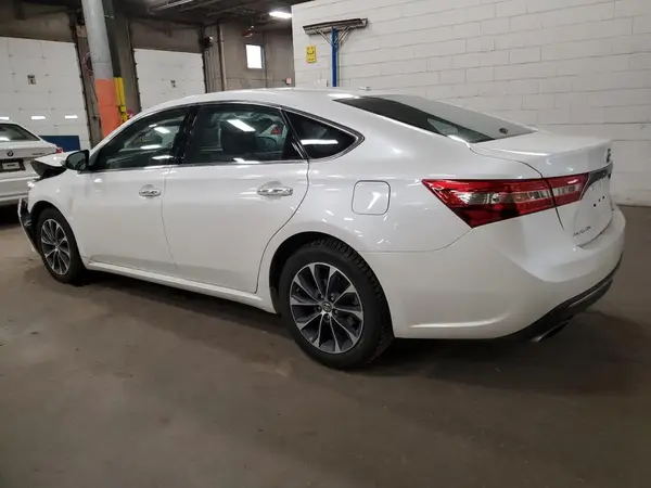 4T1BK1EB9GU227267 2016 TOYOTA AVALON - Image 2