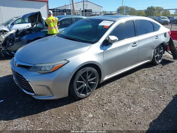 4T1BK1EB9GU227348 2016 TOYOTA AVALON - Image 2
