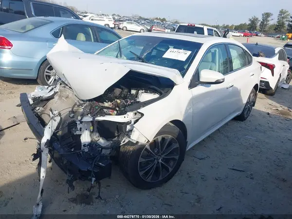 4T1BK1EB9HU256818 2017 TOYOTA AVALON - Image 2