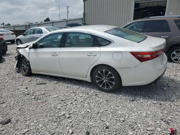 4T1BK1EB9JU278937 2018 TOYOTA AVALON - Image 2