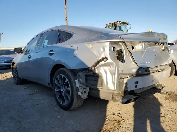 4T1BK1EB9JU283099 2018 TOYOTA AVALON - Image 2