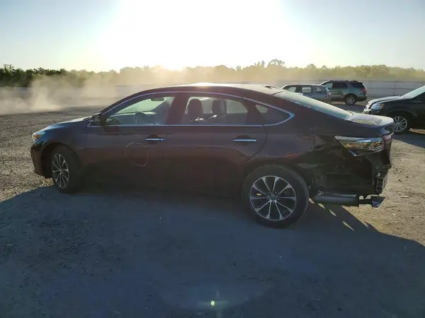 4T1BK1EB9JU285404 2018 TOYOTA AVALON - Image 2