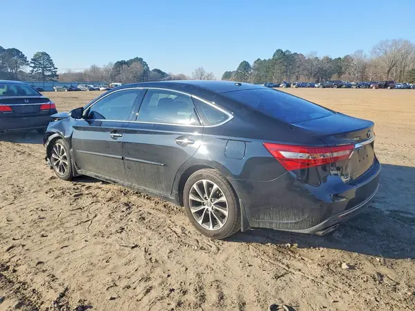 4T1BK1EBXJU267185 2018 TOYOTA AVALON - Image 2