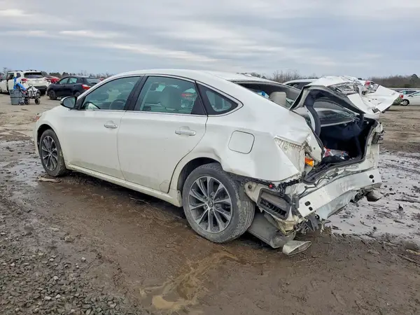 4T1BK1EBXJU275500 2018 TOYOTA AVALON - Image 2
