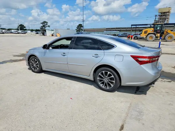 4T1BK1EBXJU277263 2018 TOYOTA AVALON - Image 2