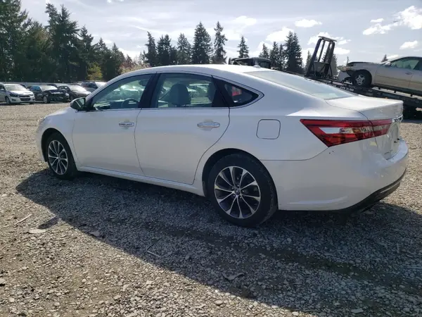 4T1BK1EBXJU279093 2018 TOYOTA AVALON - Image 2