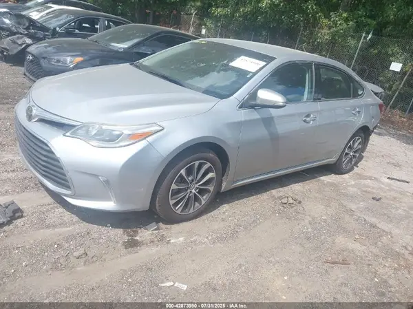 4T1BK1EBXJU282267 2018 TOYOTA AVALON - Image 2
