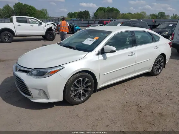 4T1BK1EBXJU285766 2018 TOYOTA AVALON - Image 2