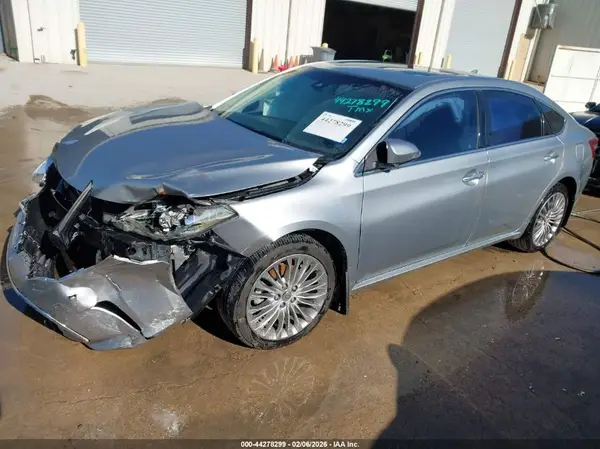 4T1BK1EBXJU286996 2018 TOYOTA AVALON - Image 2