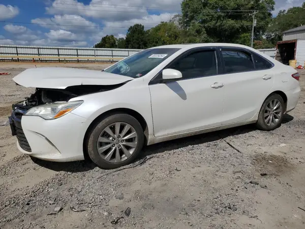 4T1BK1FK0GU569656 2016 TOYOTA CAMRY - Image 1