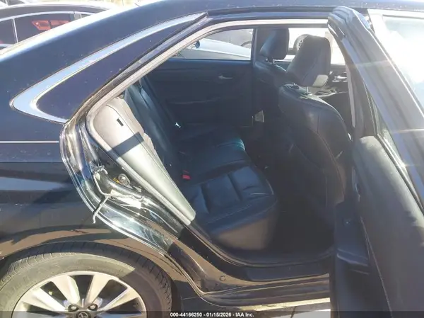 4T1BK1FK0GU573979 2016 TOYOTA CAMRY - Image 8