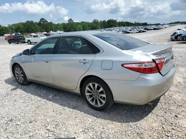 4T1BK1FK0HU578665 2017 TOYOTA CAMRY - Image 2