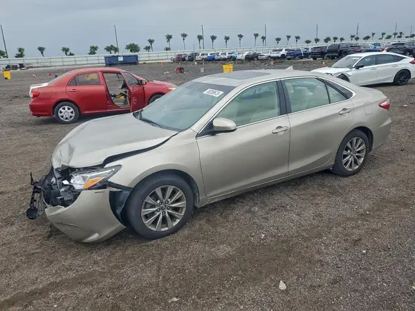 4T1BK1FK0HU579119 2017 TOYOTA CAMRY - Image 1