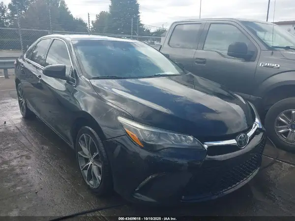 4T1BK1FK0HU582666 2017 TOYOTA CAMRY - Image 1