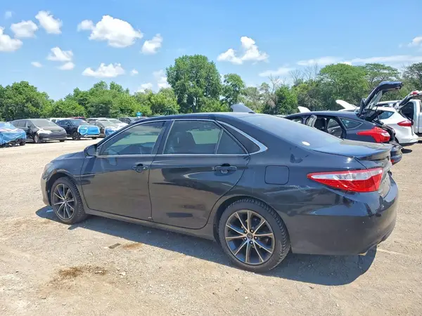 4T1BK1FK0HU585339 2017 TOYOTA CAMRY - Image 2
