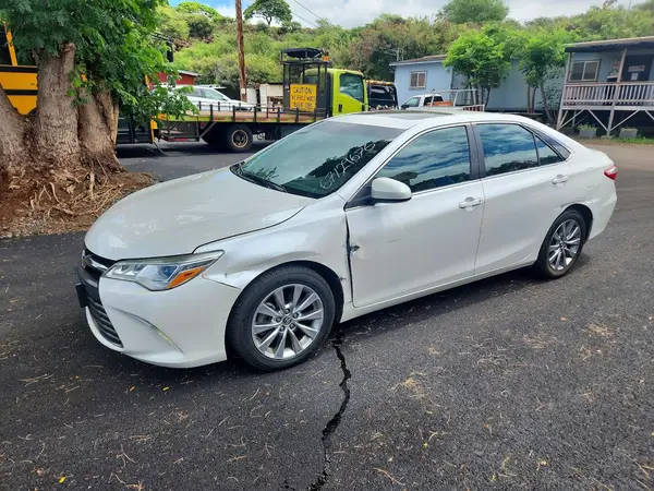 4T1BK1FK1GU030169 2016 TOYOTA CAMRY - Image 1