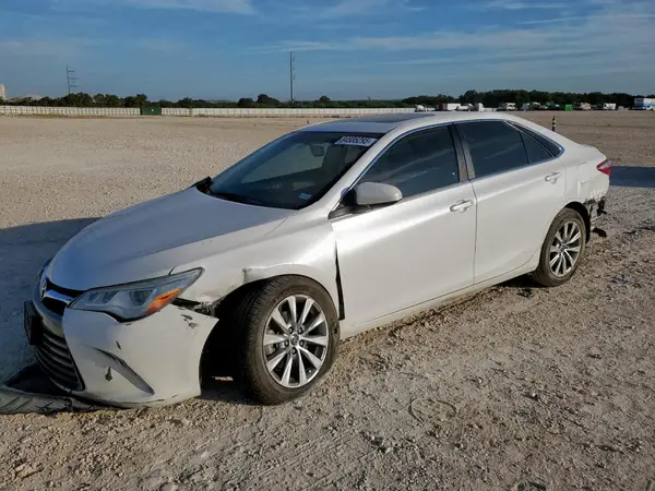 4T1BK1FK1GU571352 2016 TOYOTA CAMRY - Image 1