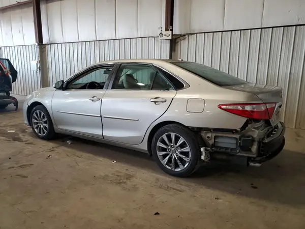 4T1BK1FK1GU571657 2016 TOYOTA CAMRY - Image 2