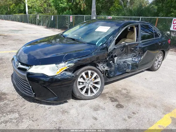 4T1BK1FK1GU572341 2016 TOYOTA CAMRY - Image 2