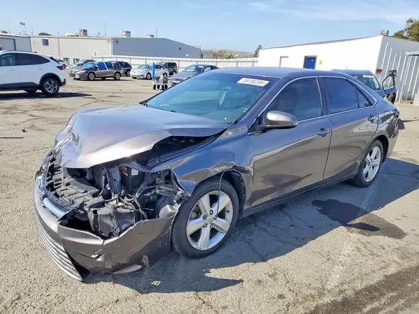 4T1BK1FK1GU572551 2016 TOYOTA CAMRY - Image 1