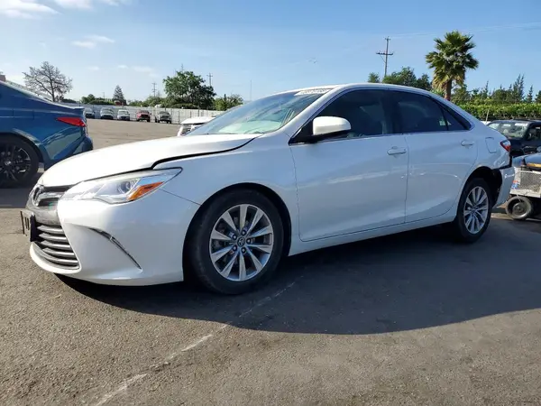 4T1BK1FK1GU575269 2016 TOYOTA CAMRY - Image 1