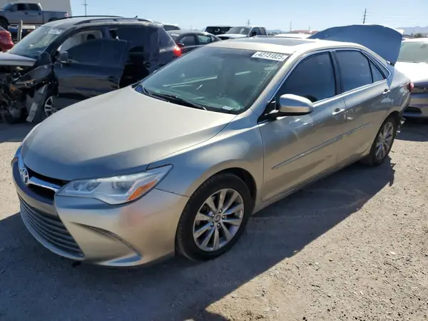 4T1BK1FK1HU031565 2017 TOYOTA CAMRY - Image 1