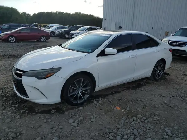 4T1BK1FK2GU030567 2016 TOYOTA CAMRY - Image 1