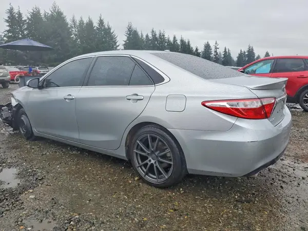 4T1BK1FK2GU574079 2016 TOYOTA CAMRY - Image 2