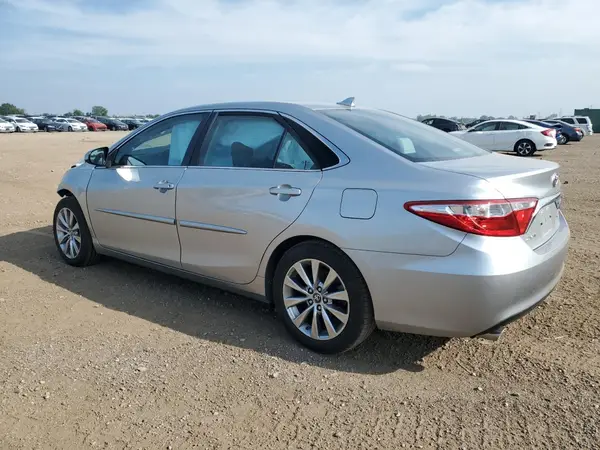 4T1BK1FK2HU578425 2017 TOYOTA CAMRY - Image 2