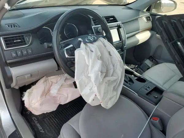 4T1BK1FK2HU578425 2017 TOYOTA CAMRY - Image 8