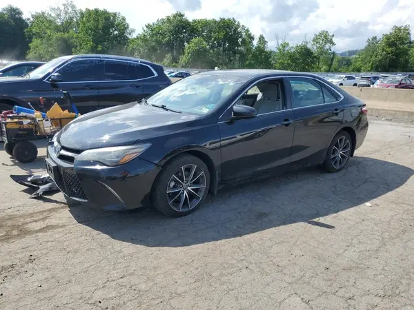4T1BK1FK3GU574303 2016 TOYOTA CAMRY - Image 1