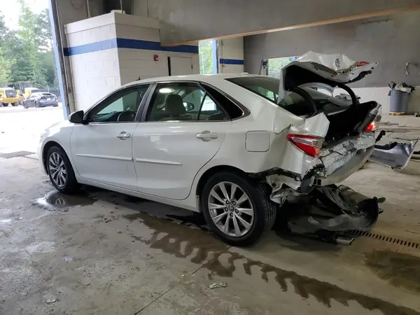 4T1BK1FK3GU576004 2016 TOYOTA CAMRY - Image 2