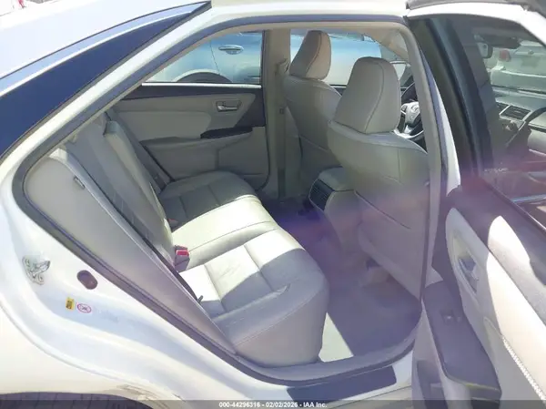 4T1BK1FK3HU581611 2017 TOYOTA CAMRY - Image 8