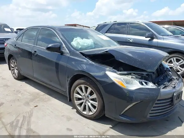 4T1BK1FK3HU583004 2017 TOYOTA CAMRY - Image 1