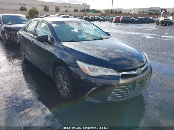 4T1BK1FK3HU584122 2017 TOYOTA CAMRY - Image 1