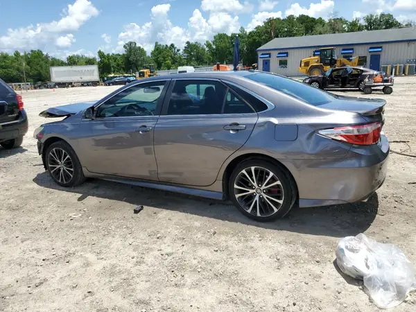 4T1BK1FK4GU030781 2016 TOYOTA CAMRY - Image 2