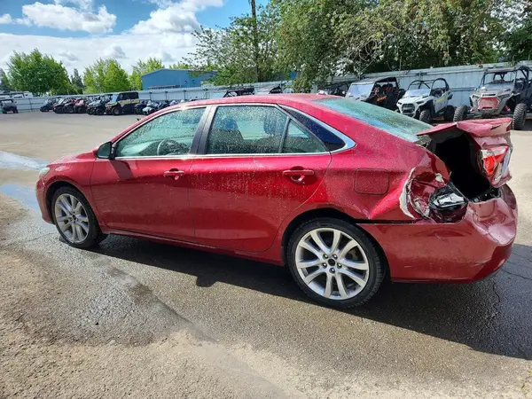 4T1BK1FK4GU568865 2016 TOYOTA CAMRY - Image 2