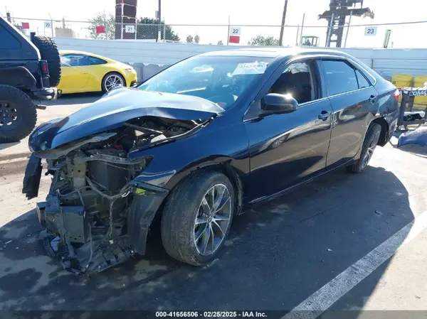 4T1BK1FK4GU570907 2016 TOYOTA CAMRY - Image 2