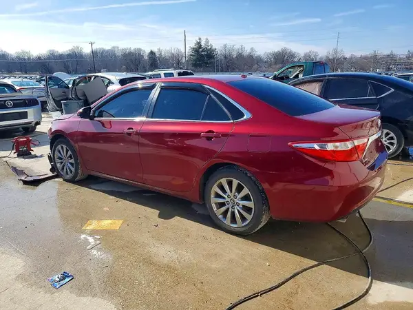4T1BK1FK4GU571622 2016 TOYOTA CAMRY - Image 2