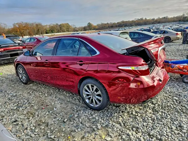 4T1BK1FK4GU573418 2016 TOYOTA CAMRY - Image 2