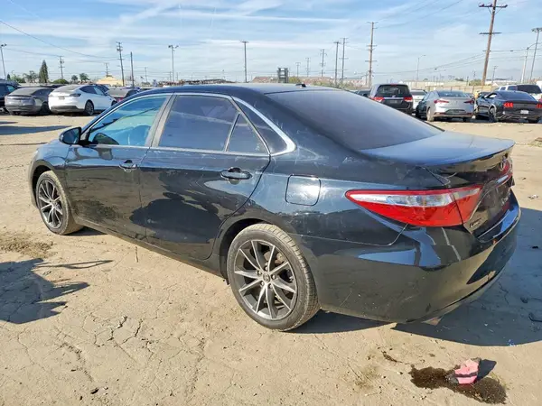 4T1BK1FK4HU577308 2017 TOYOTA CAMRY - Image 2