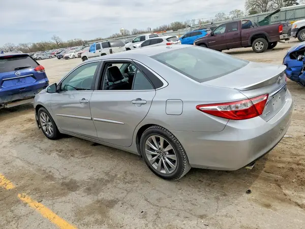 4T1BK1FK4HU580449 2017 TOYOTA CAMRY - Image 2